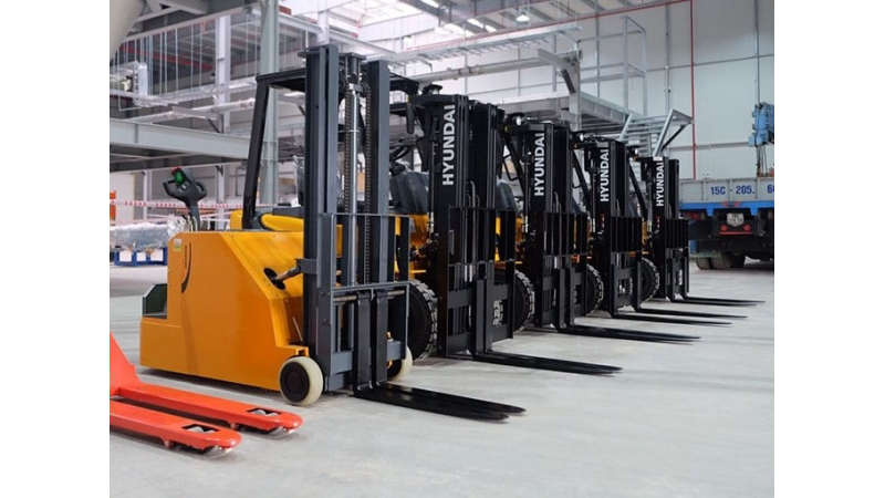 Cho Thuê Xe Nâng Hàng Giá Rẻ, Chuyên Nghiệp Tại TP.HCM