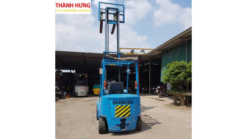 Cho Thuê Xe Nâng Nhơn Trạch Uy Tín, Giá Tốt – Thành Hưng Phục Vụ 24/7